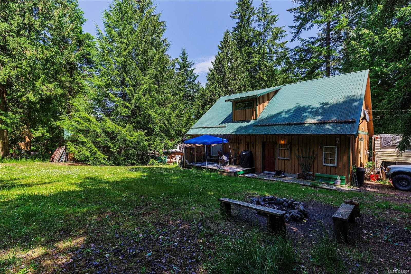 1205 Cherry Point Rd, Cobble Hill, BC