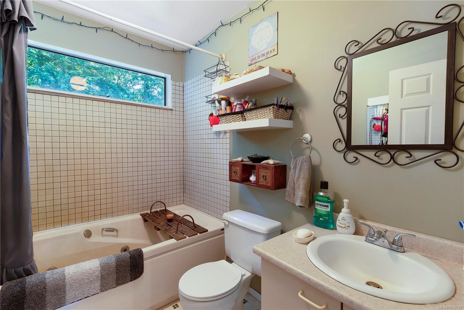 1205 Cherry Point Rd, Cobble Hill, BC