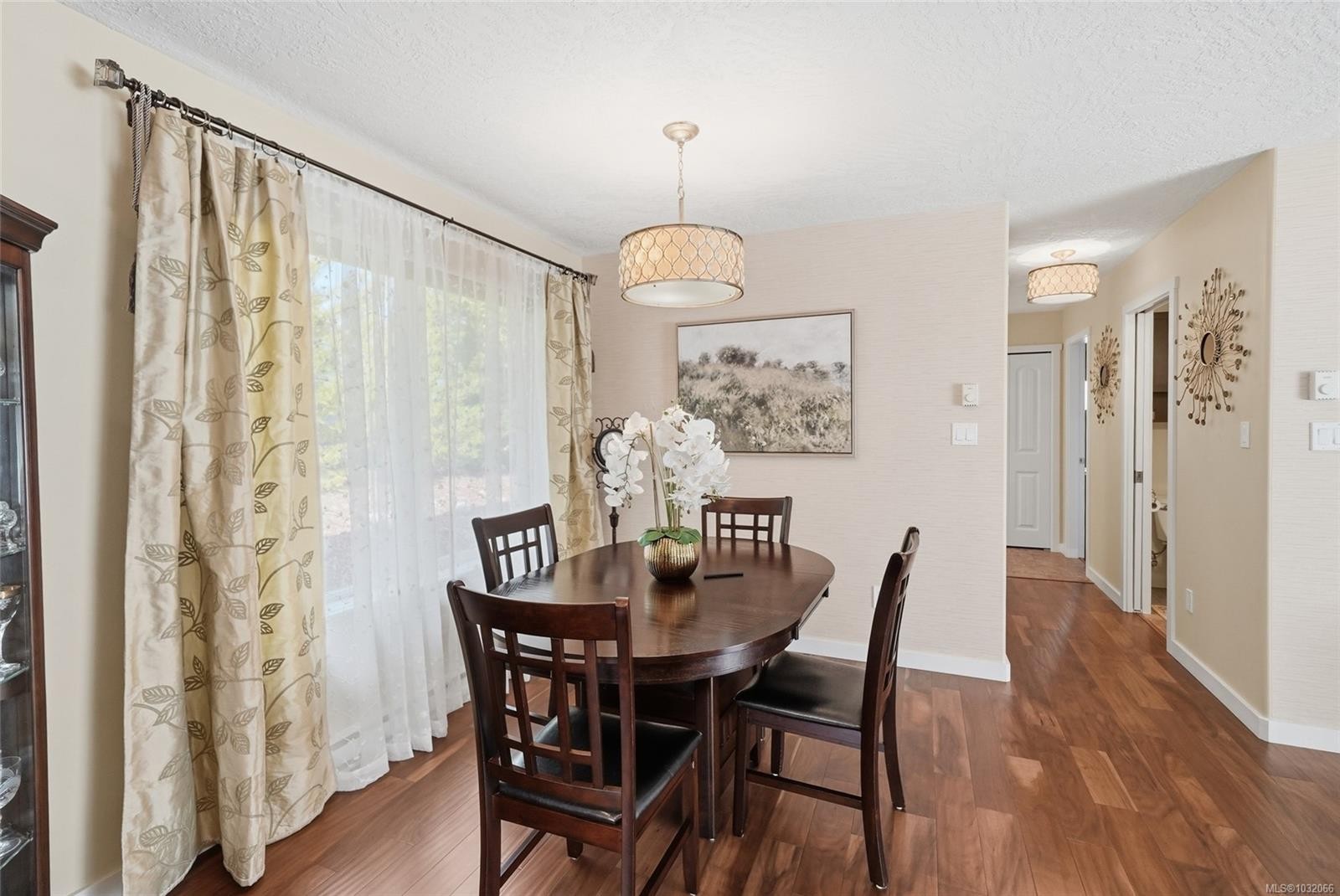 1688 Lailah'S Loop, Qualicum Beach, BC