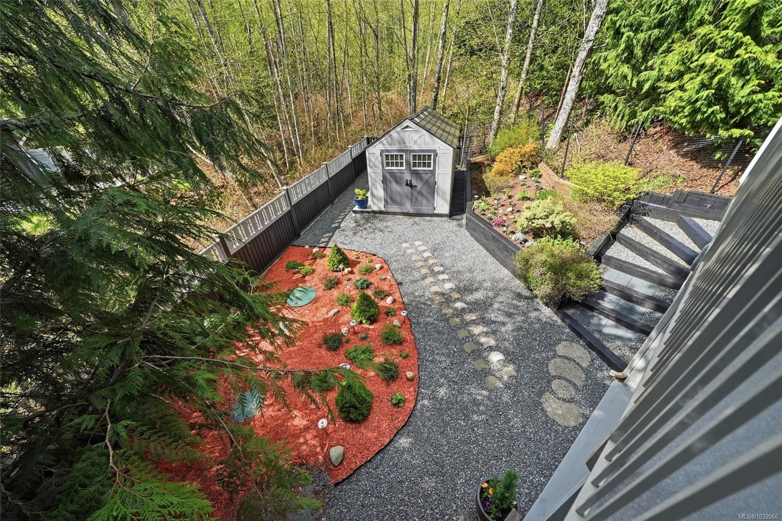 1688 Lailah'S Loop, Qualicum Beach, BC