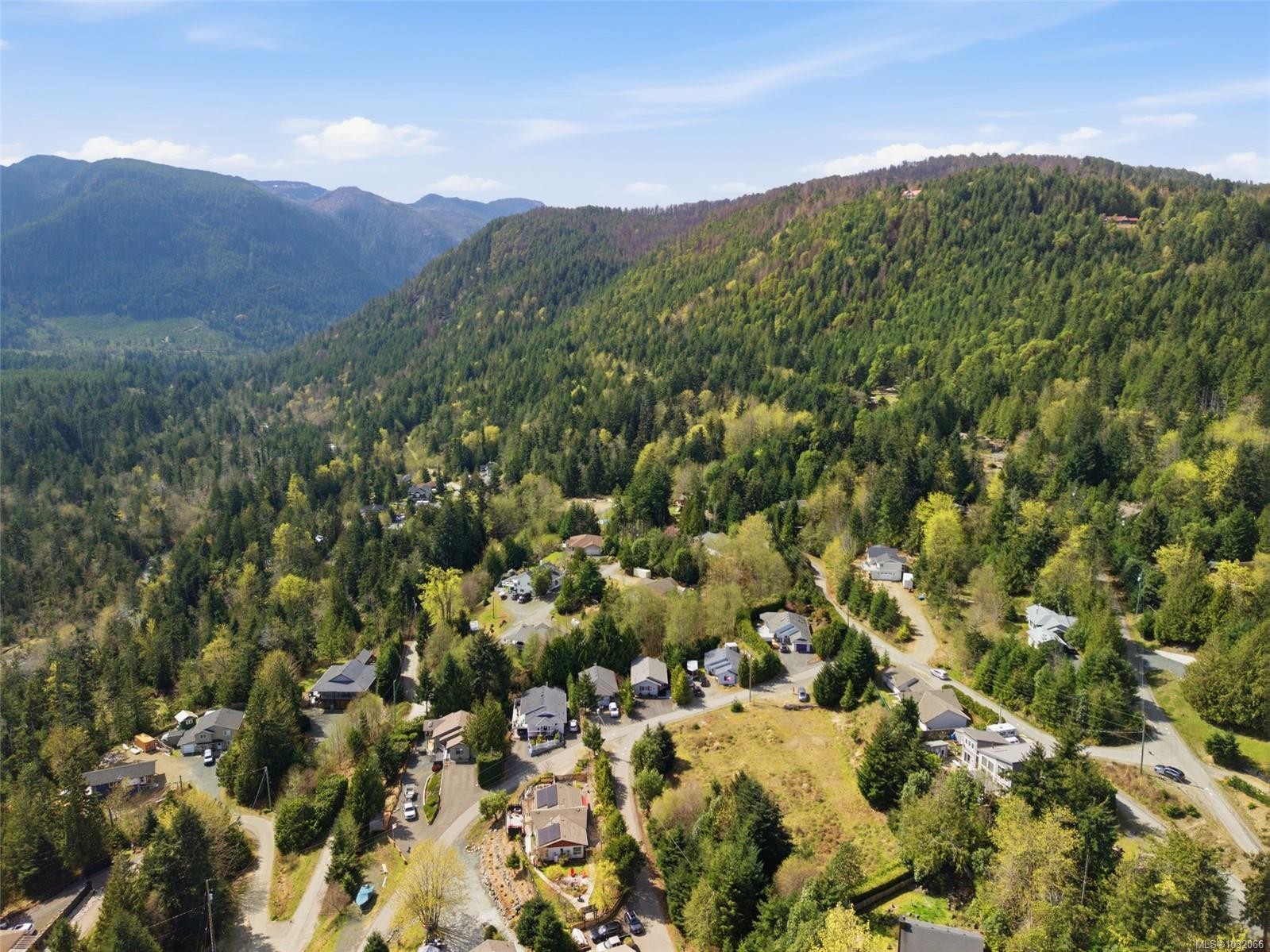 1688 Lailah'S Loop, Qualicum Beach, BC