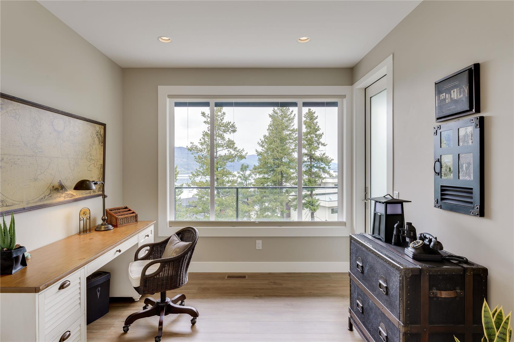 3303 Water Birch Circle, Kelowna, BC - Indoor Photo Showing Office