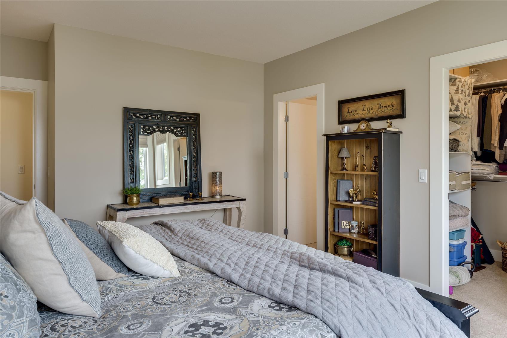 3303 Water Birch Circle, Kelowna, BC - Indoor Photo Showing Bedroom