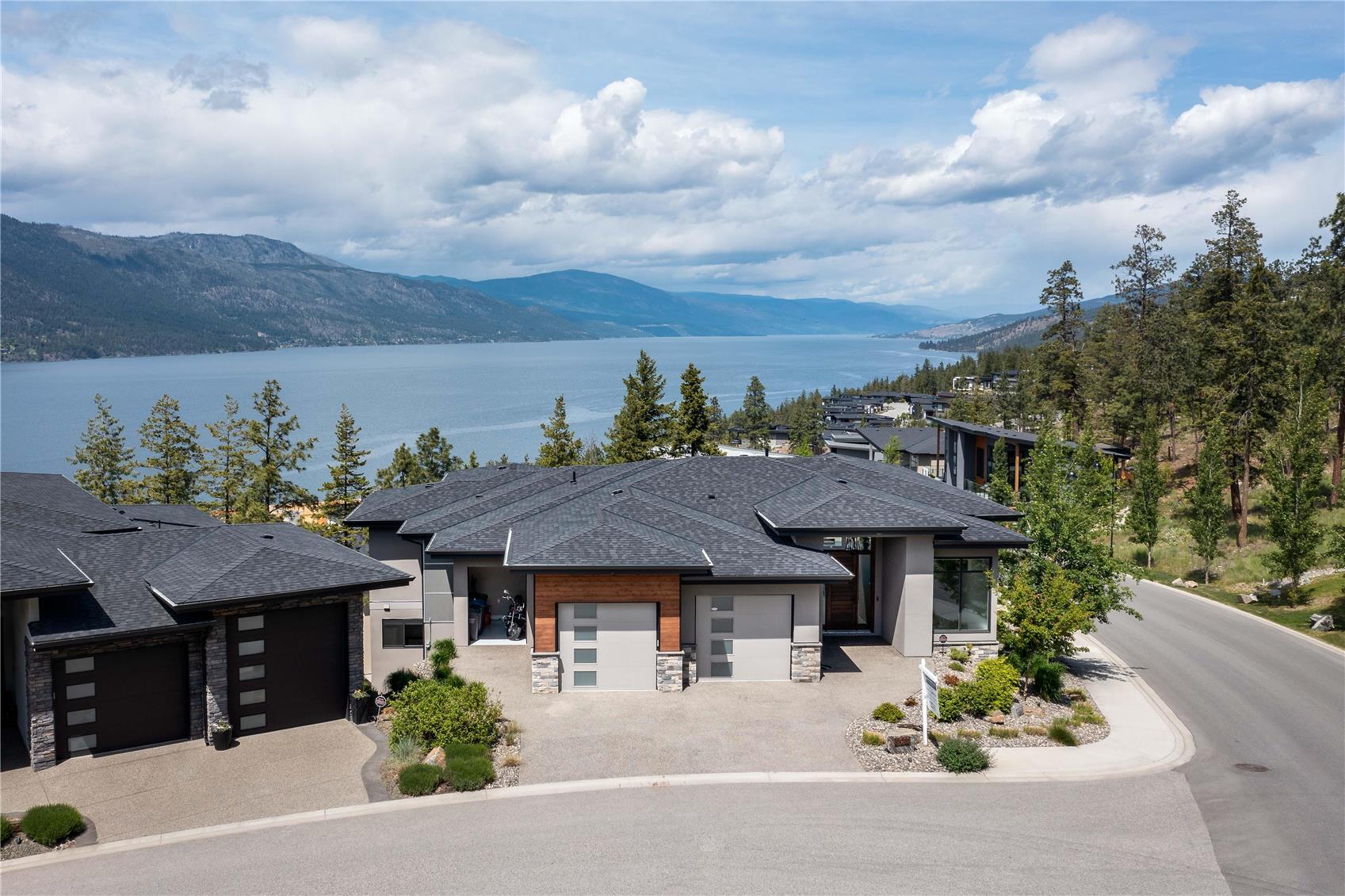 3303 Water Birch Circle, Kelowna, BC - Outdoor With Body Of Water