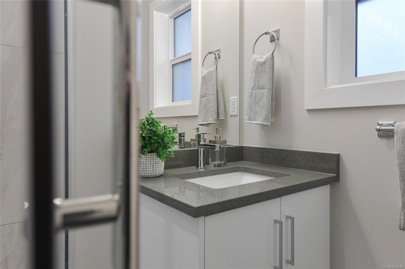 996 Citation Rd, Langford, BC