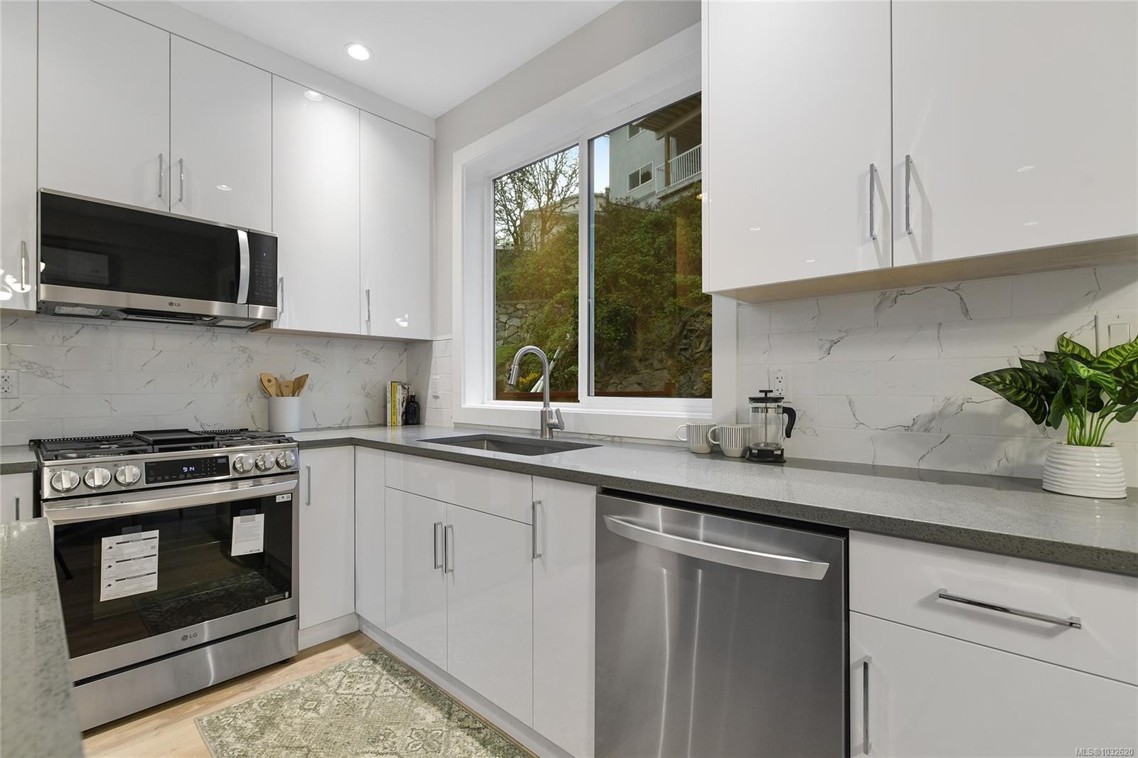 996 Citation Rd, Langford, BC