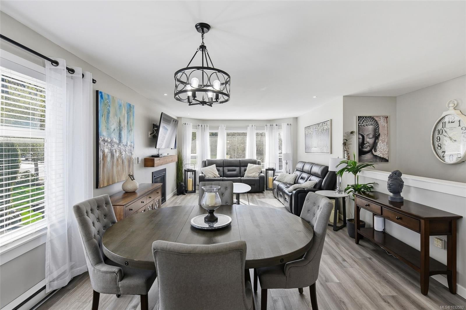 1866 Hawk Dr, Courtenay, BC