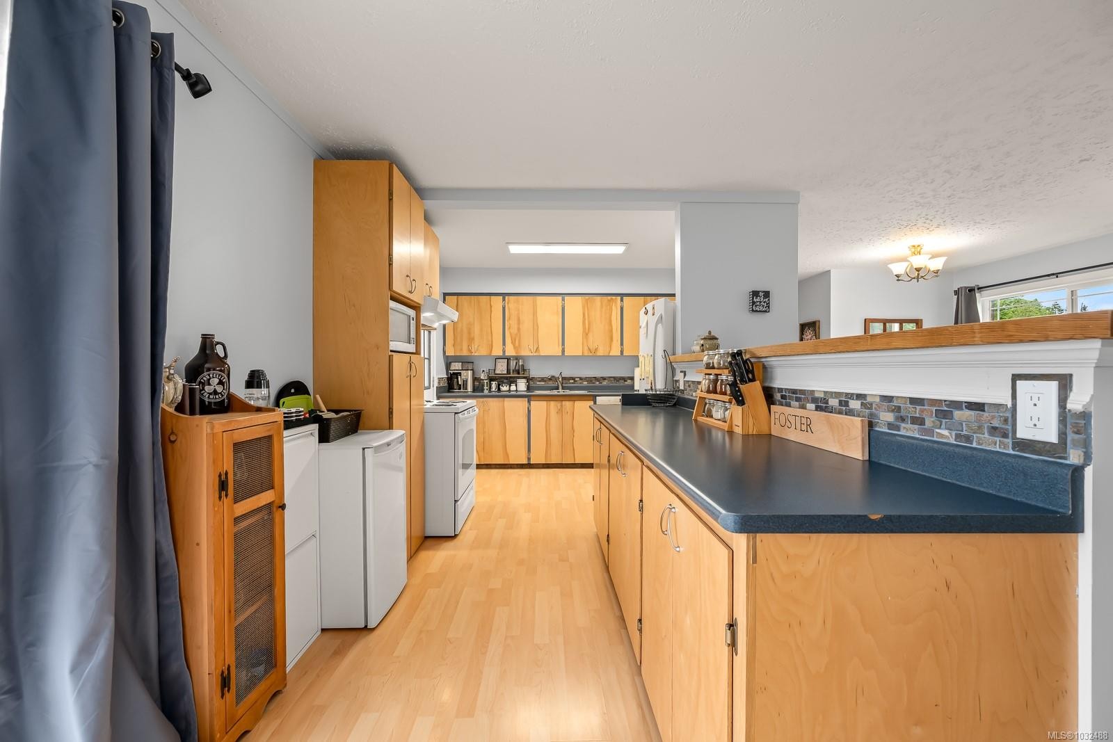 1238 Don Rd, Comox, BC