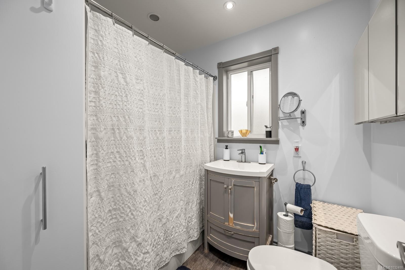 1238 Don Rd, Comox, BC