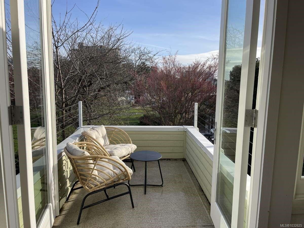 485 Head St, Esquimalt, BC