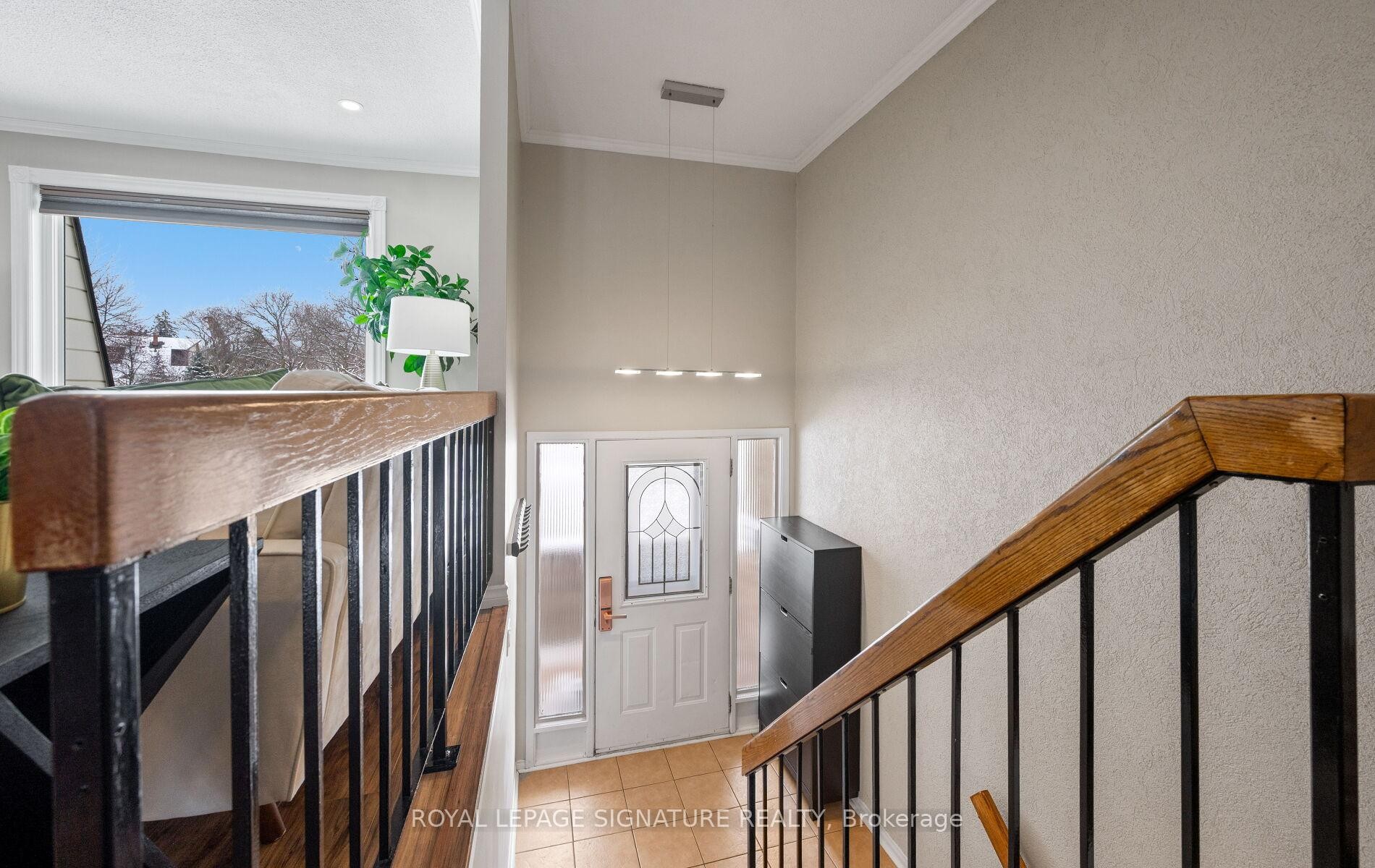 6943 Estoril Road, Mississauga, ON - Indoor Photo Showing Other Room