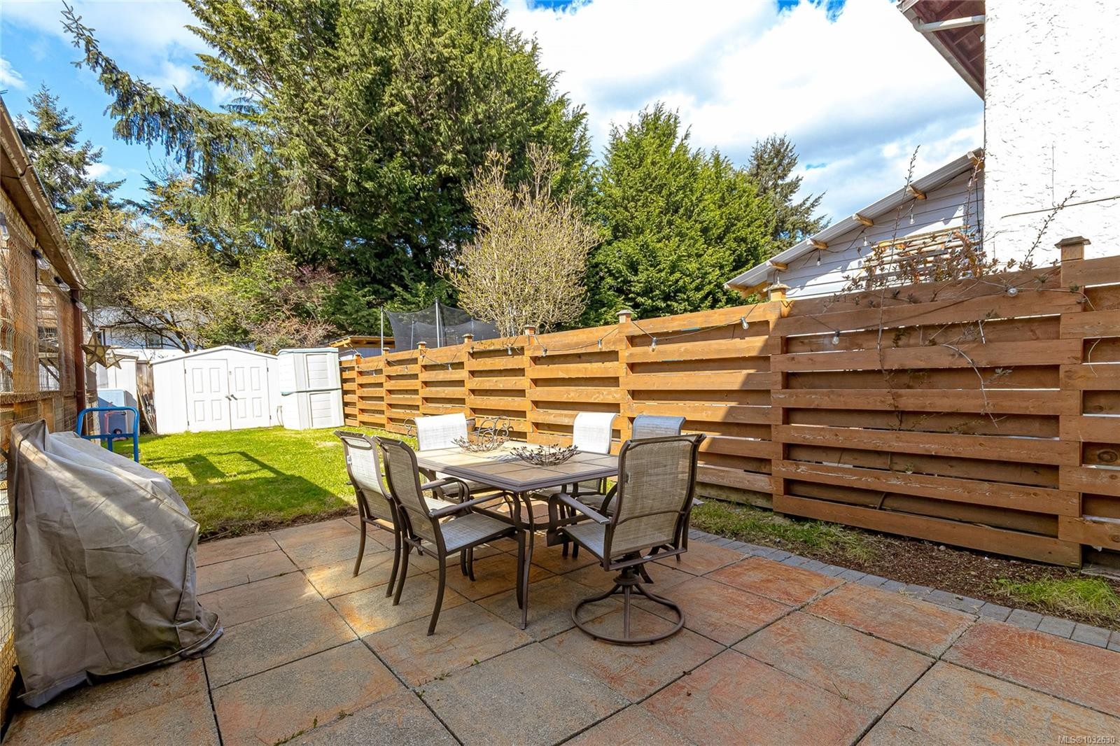 2834 Sooke Rd, Langford, BC - Outdoor