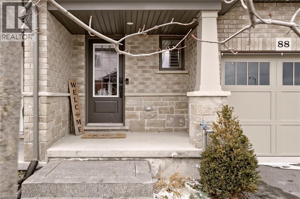 88 Severino Circle, Smithville, ON - Outdoor