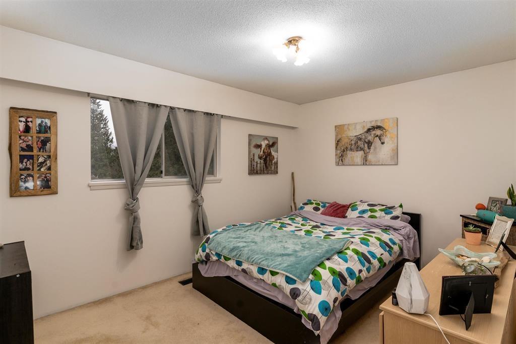 11275 Kendale Way, Delta, BC - Indoor Photo Showing Bedroom
