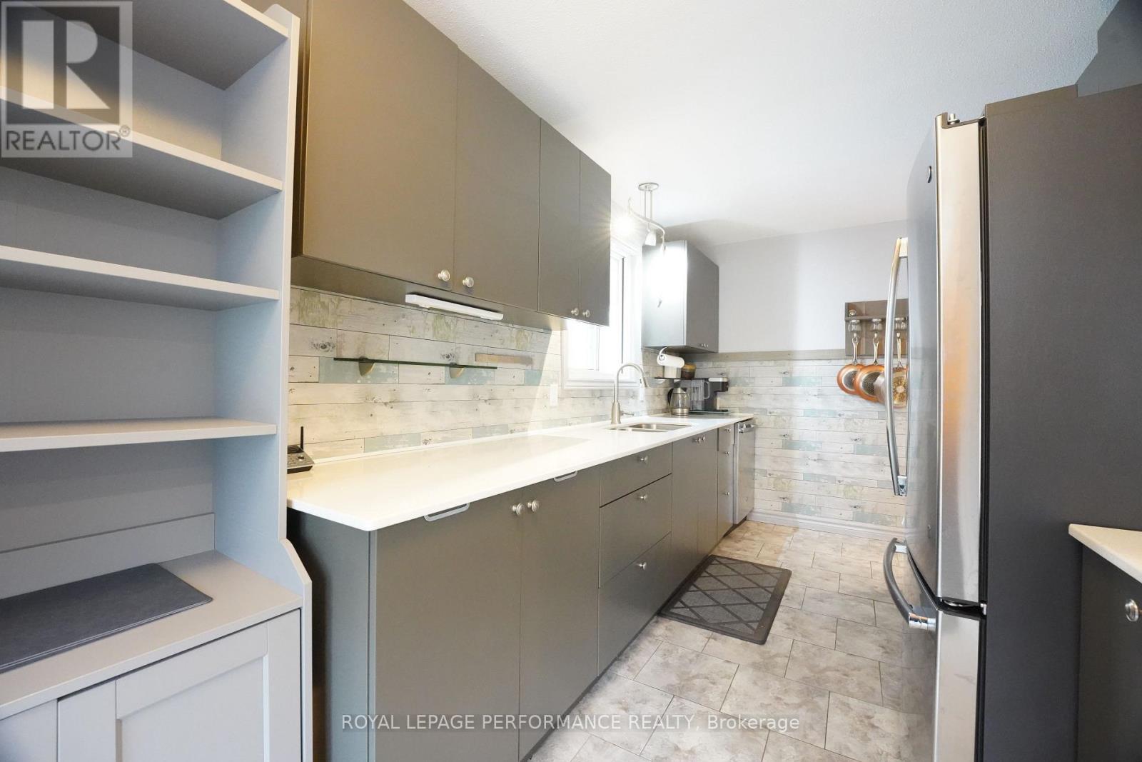 632 Dundas Crescent, Cornwall, ON - Indoor