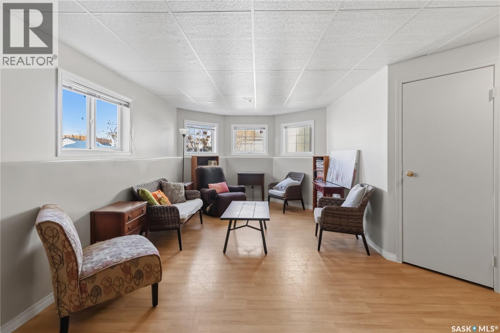 414 Adaskin Cove, Saskatoon, SK - Indoor Photo Showing Living Room