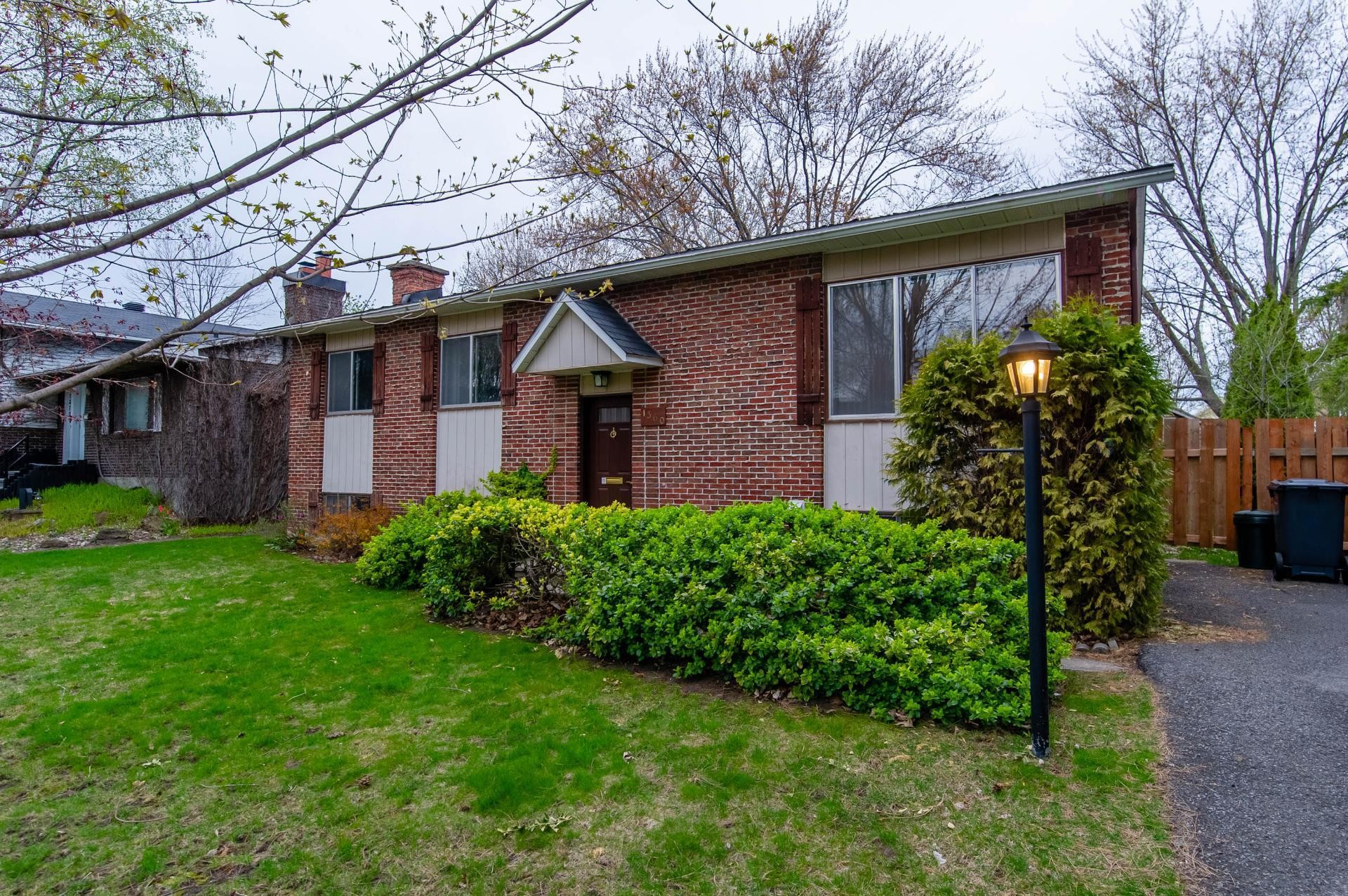 Front of Structure - 1360 Crois. Samson, Brossard, QC - Outdoor