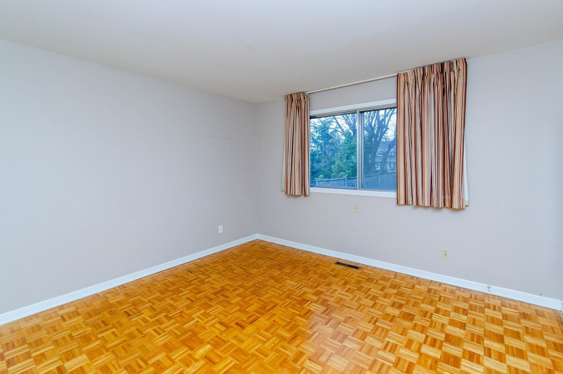 Master Bedroom - 1360 Crois. Samson, Brossard, QC - Indoor Photo Showing Other Room