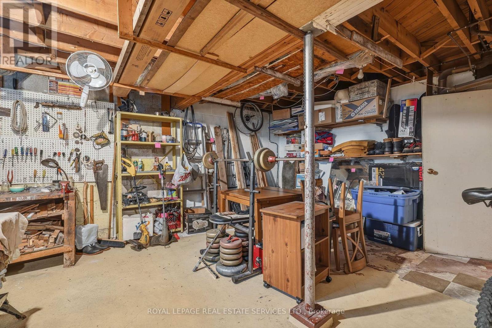 384 Appleby Line, Burlington, ON - Indoor Photo Showing Basement