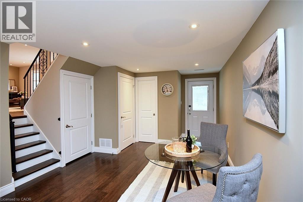 Hardwood floors, inside entry from garage - 626 Vanderburgh Drive, Burlington, ON - Indoor Photo Showing Dining Room