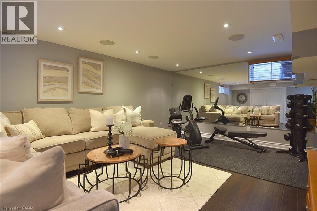 Multi purpose room - 626 Vanderburgh Drive, Burlington, ON - Indoor Photo Showing Living Room