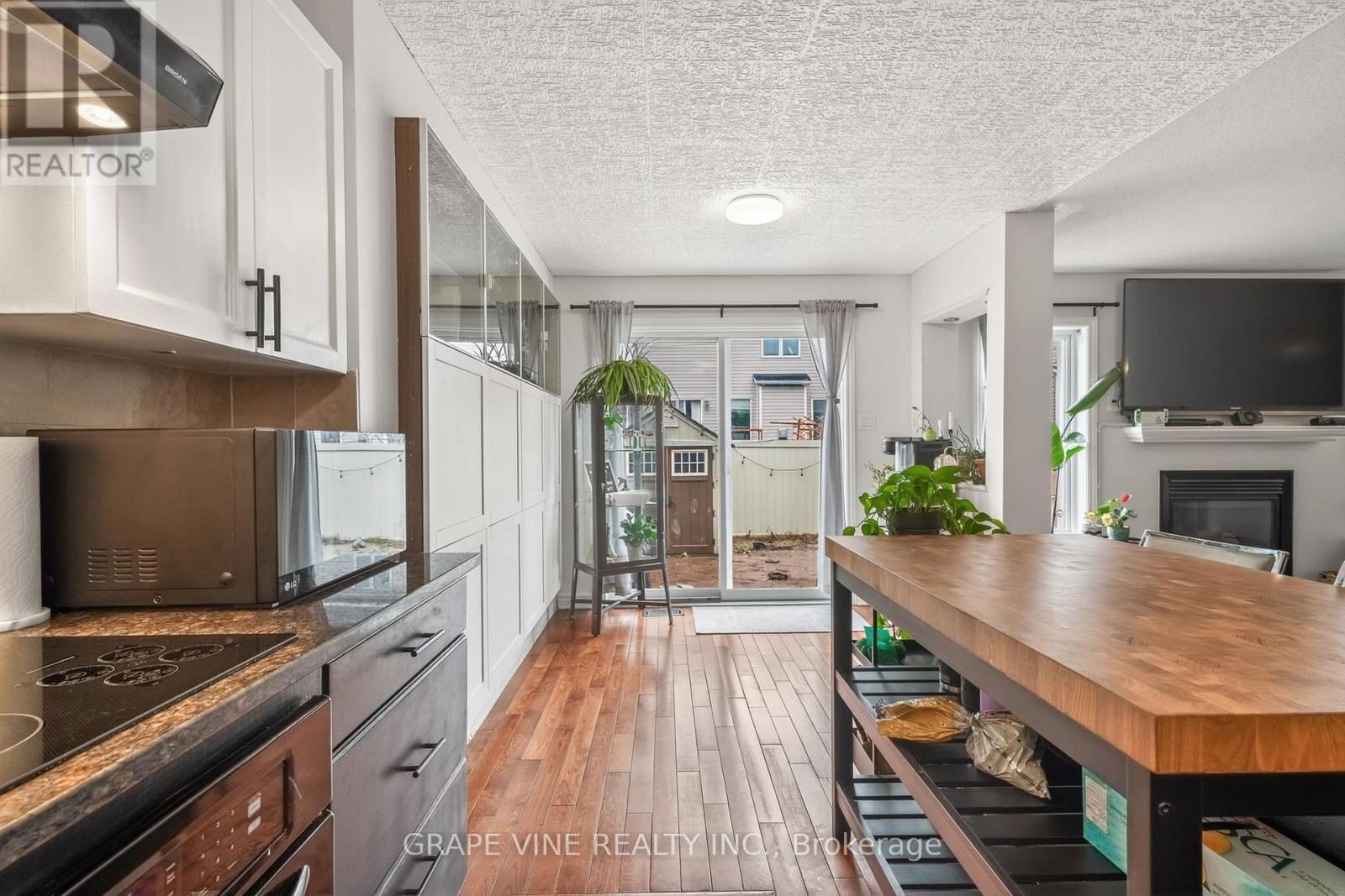 322 Foxridge Way, Ottawa, ON