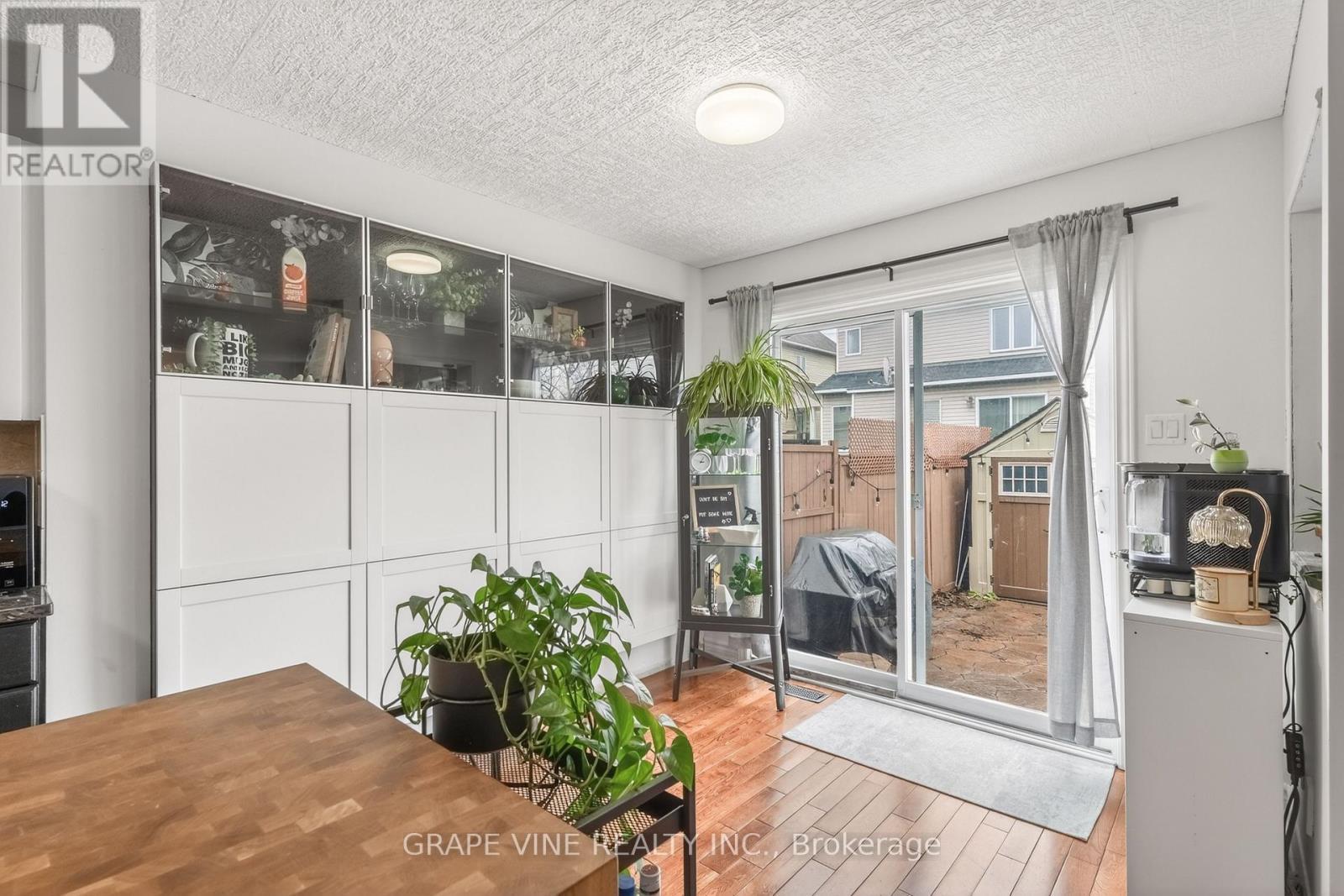 322 Foxridge Way, Ottawa, ON
