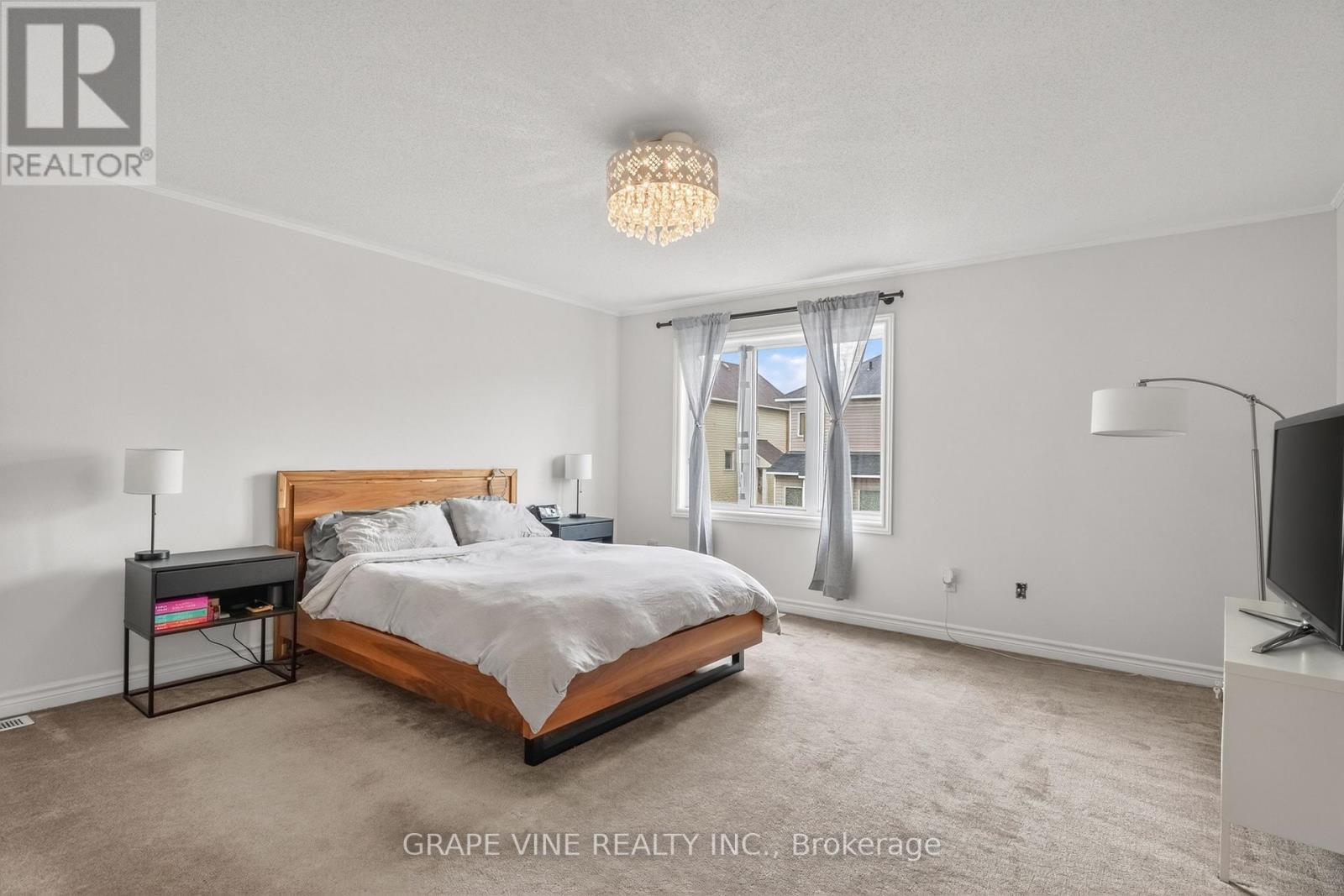 322 Foxridge Way, Ottawa, ON
