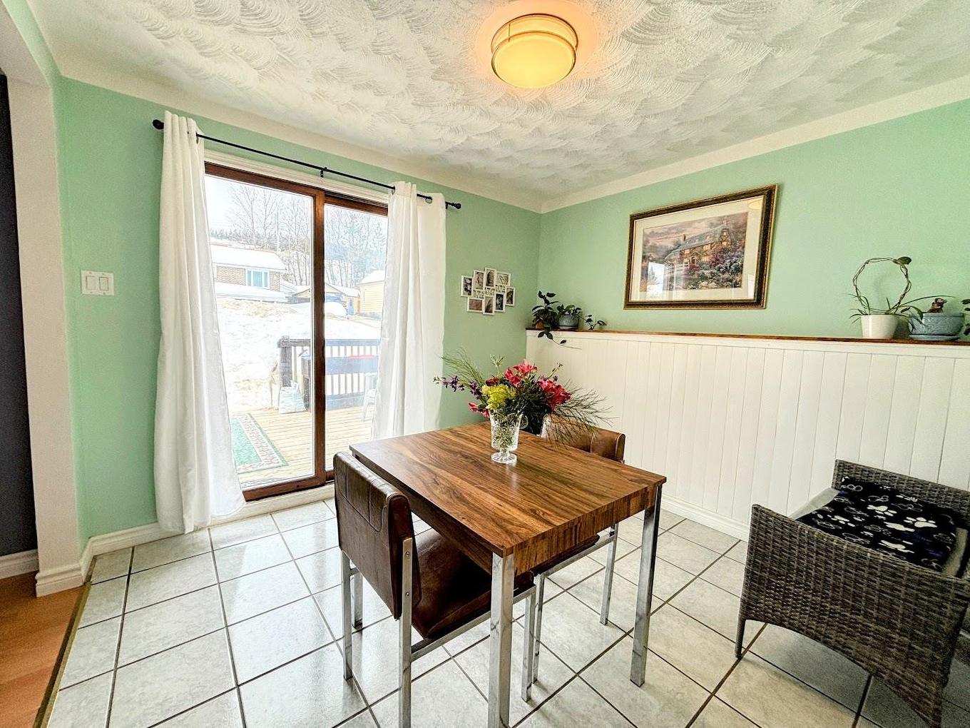 18 Swallow Drive, Manitouwadge, ON - Indoor