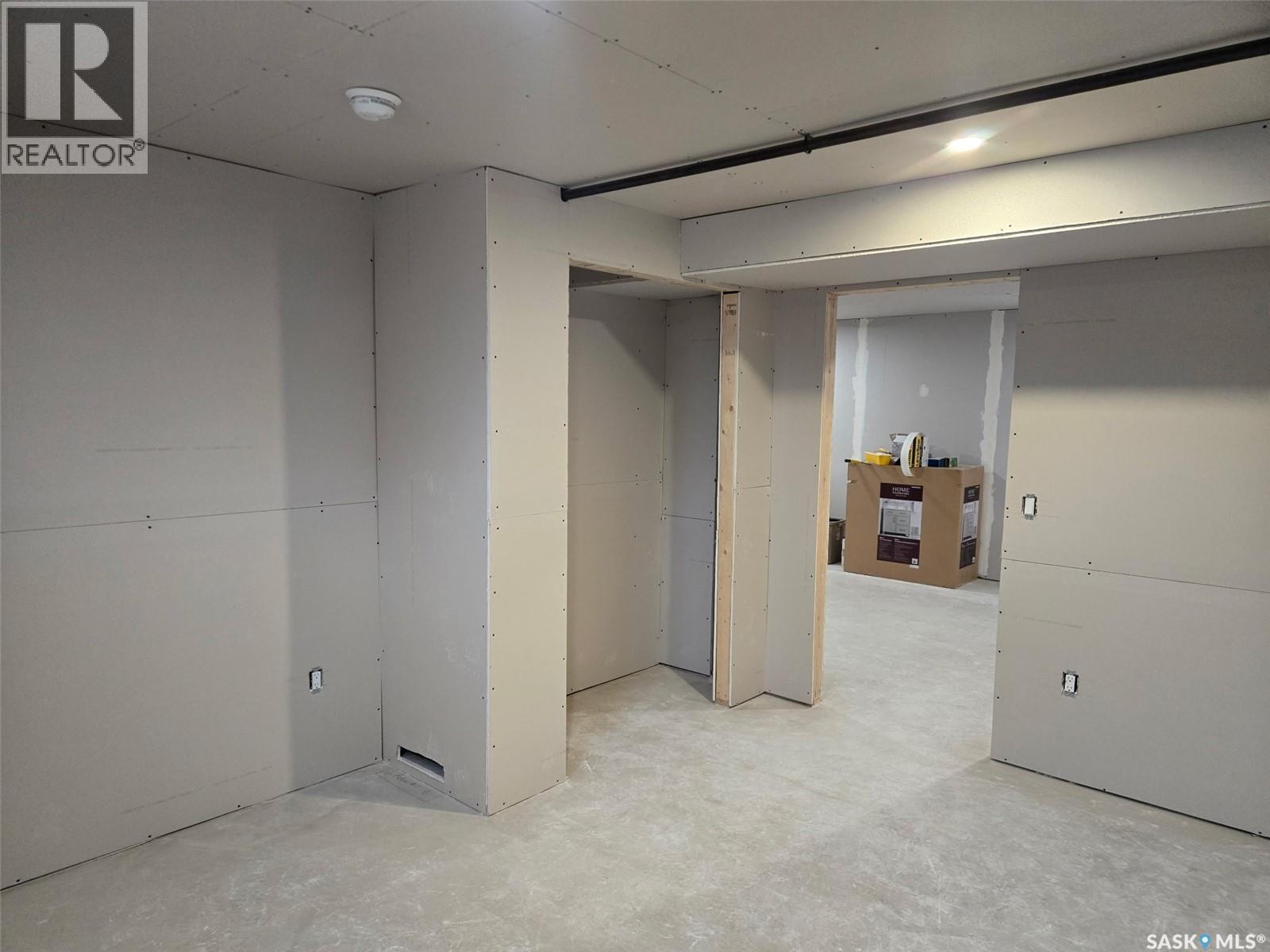 402 Alexander Street, Radisson, SK - Indoor
