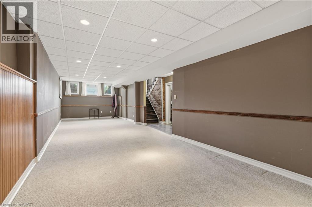 37 Thistlemoor Drive, Caledonia, ON - Indoor Photo Showing Other Room