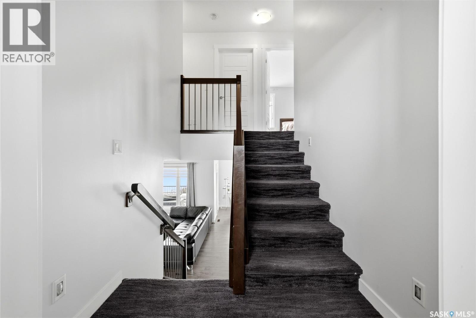 5237 Snowbirds Crescent, Regina, SK - Indoor Photo Showing Other Room