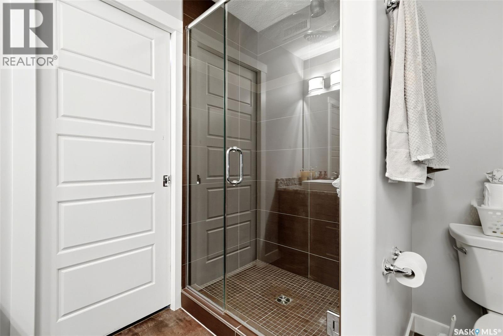 5237 Snowbirds Crescent, Regina, SK - Indoor Photo Showing Bathroom