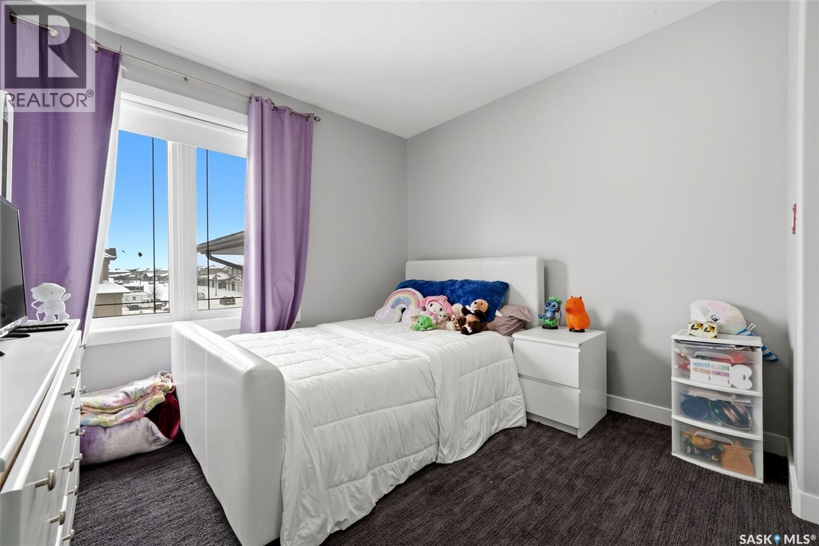 5237 Snowbirds Crescent, Regina, SK - Indoor Photo Showing Bedroom