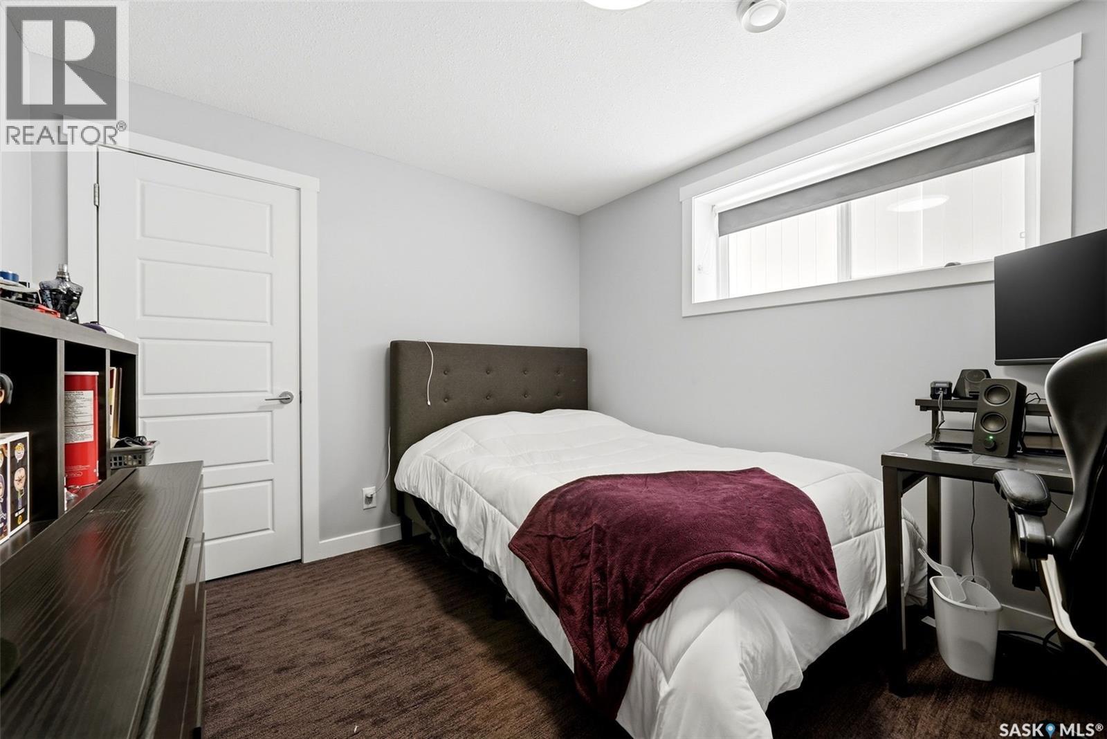 5237 Snowbirds Crescent, Regina, SK - Indoor Photo Showing Bedroom