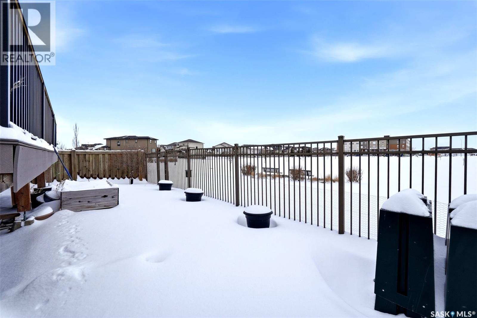 5237 Snowbirds Crescent, Regina, SK - Outdoor