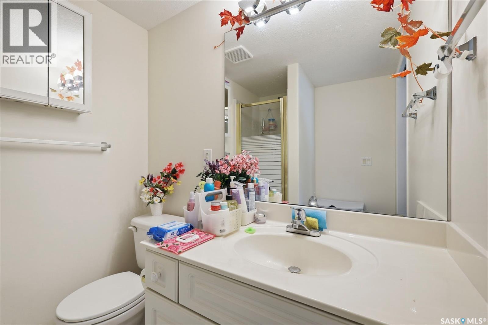 215 934 Heritage View, Saskatoon, SK - Indoor Photo Showing Bathroom