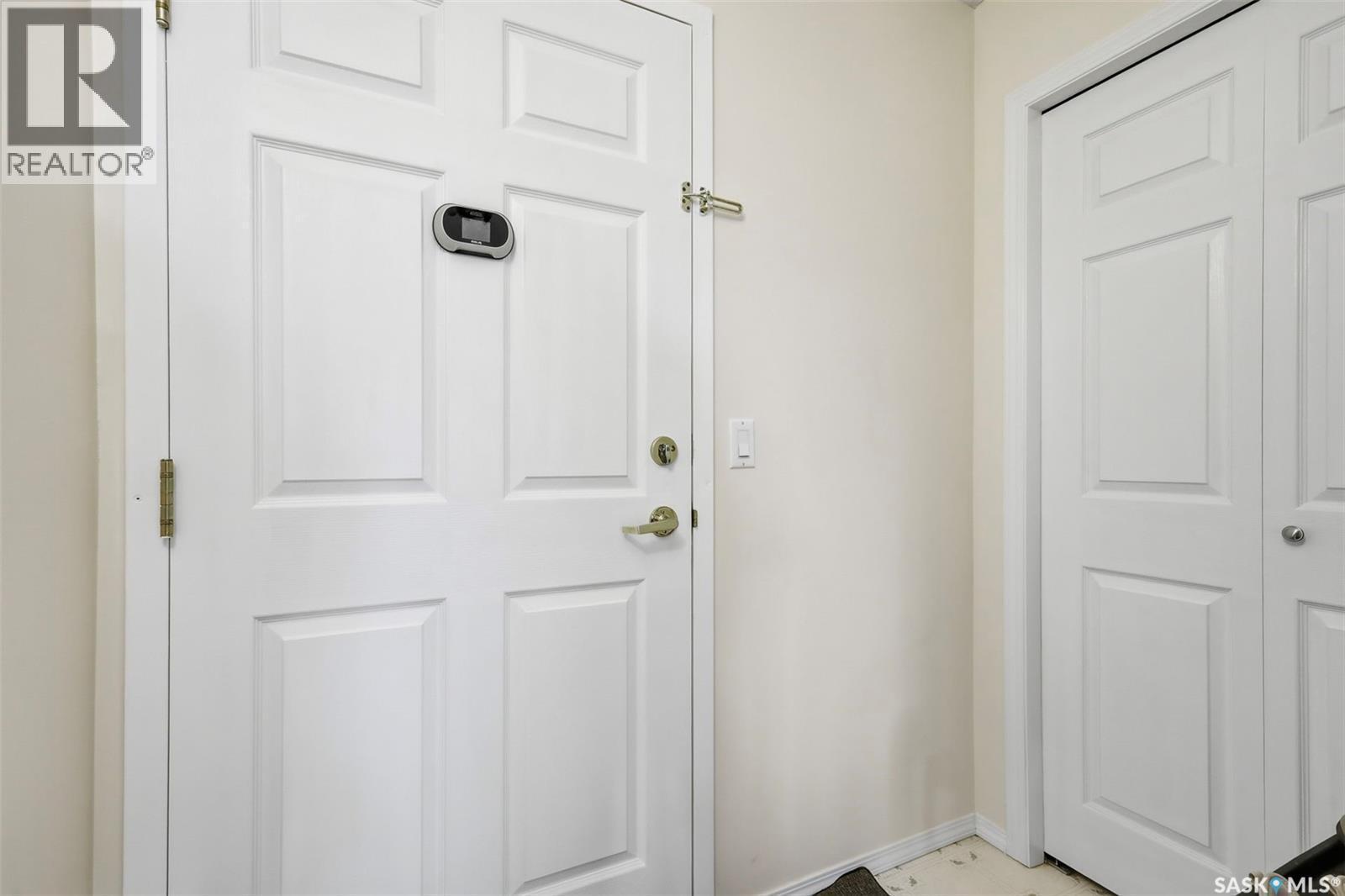 215 934 Heritage View, Saskatoon, SK - Indoor Photo Showing Other Room