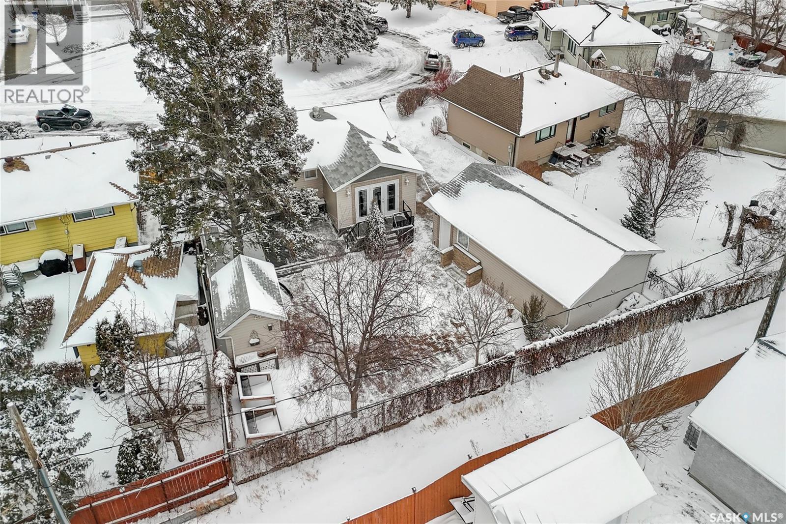 12 Secord Place, Regina, SK - Outdoor