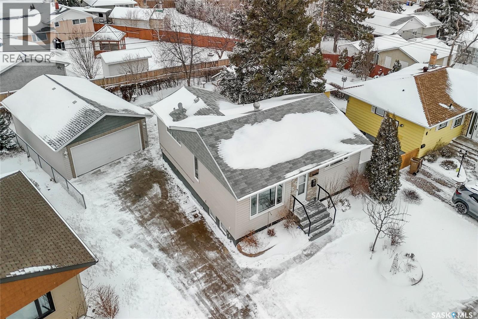 12 Secord Place, Regina, SK - Outdoor