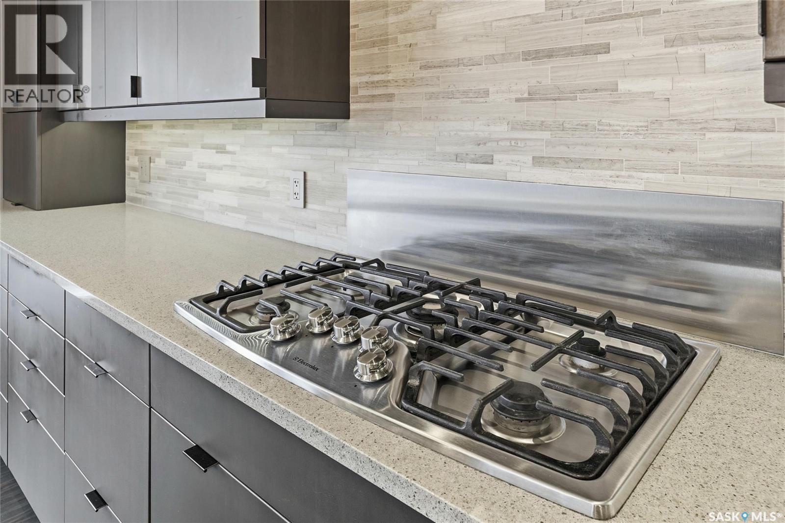 12 Secord Place, Regina, SK - Indoor Photo Showing Kitchen