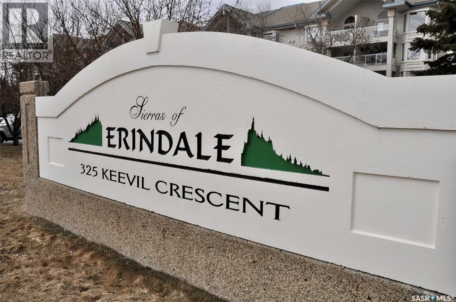 317 325 Keevil Crescent, Saskatoon, SK - Outdoor