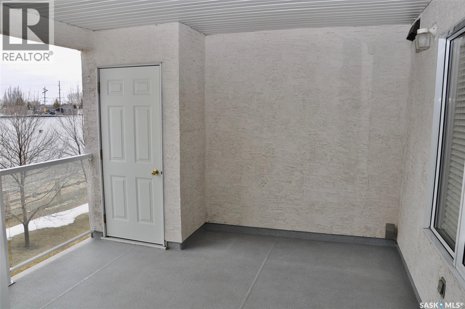 317 325 Keevil Crescent, Saskatoon, SK - With Exterior