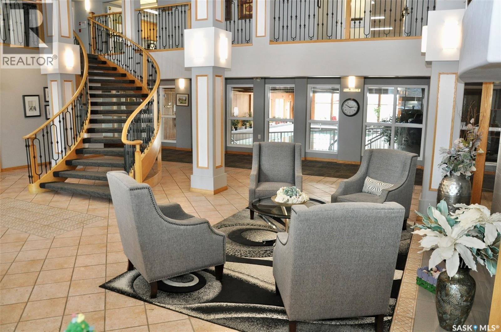 317 325 Keevil Crescent, Saskatoon, SK - Indoor