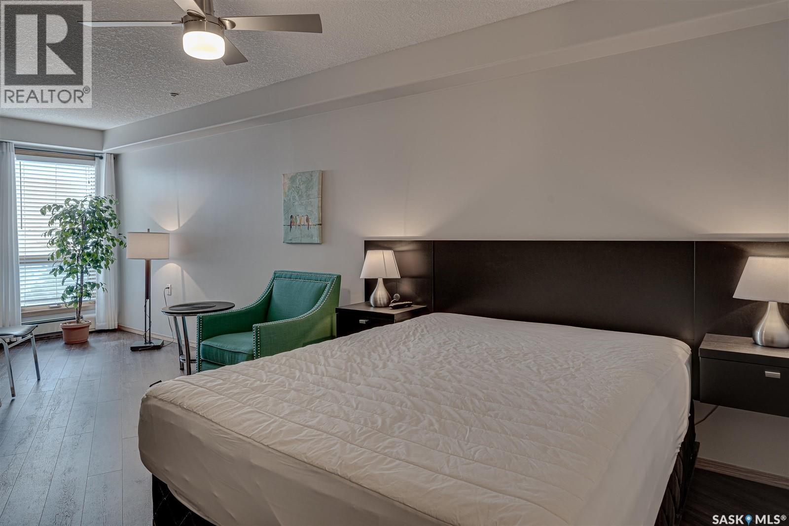 317 325 Keevil Crescent, Saskatoon, SK - Indoor Photo Showing Bedroom