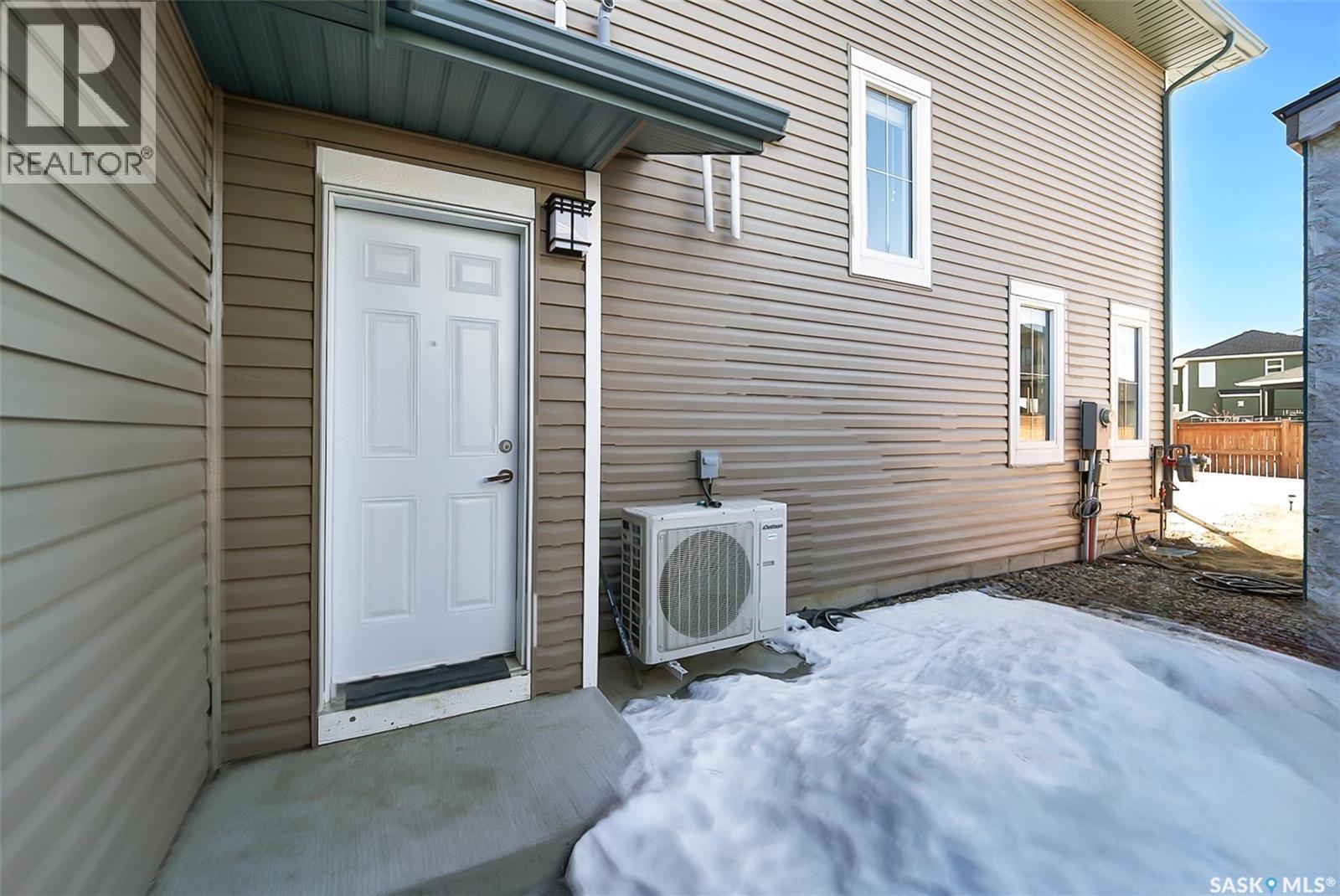 611 Pichler Crescent, Saskatoon, SK - Outdoor With Exterior