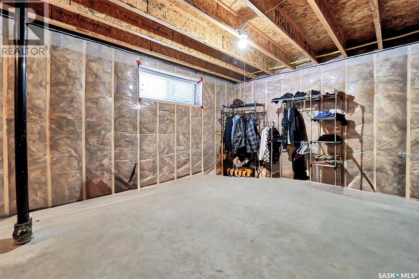 611 Pichler Crescent, Saskatoon, SK - Indoor Photo Showing Basement