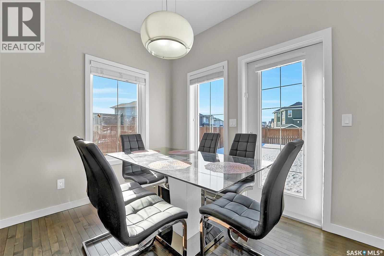 611 Pichler Crescent, Saskatoon, SK - Indoor Photo Showing Dining Room