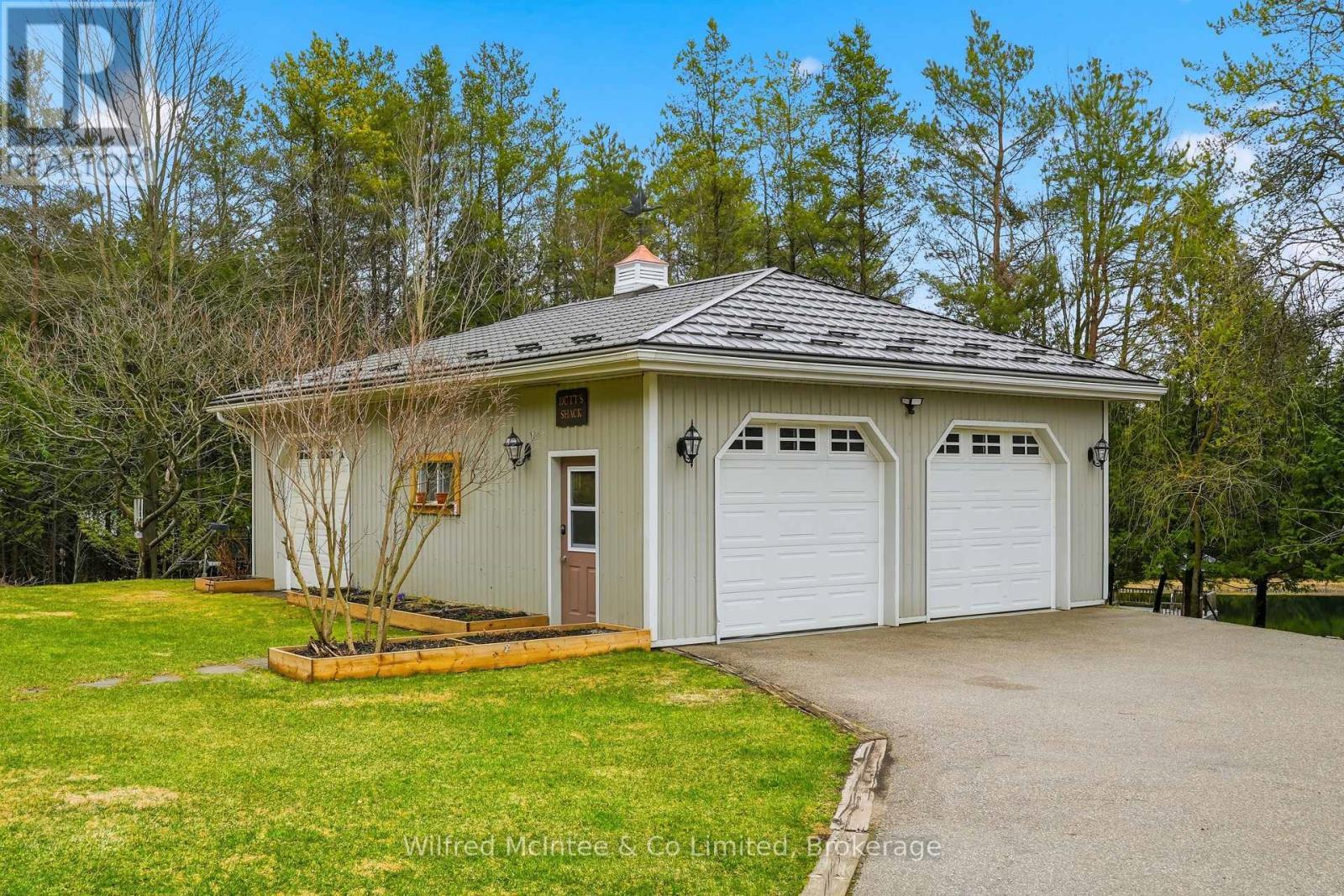 073091 10Th Sideroad Sdr, West Grey, ON - Outdoor