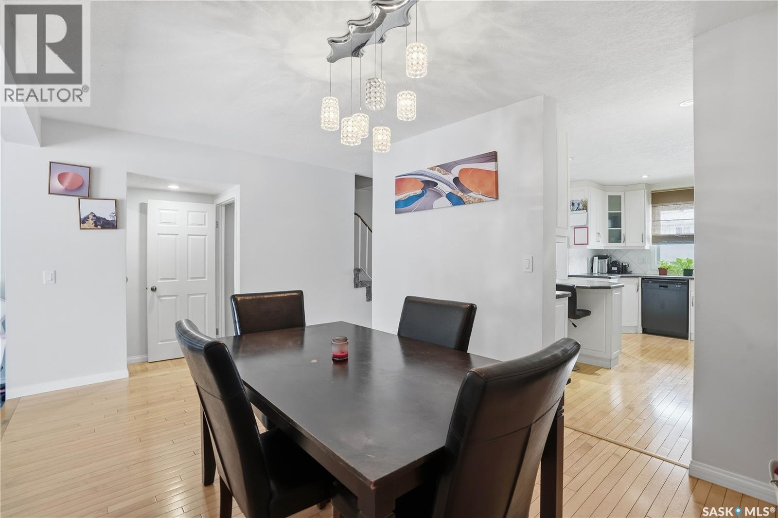 226 Plainsview Drive, Regina, SK - Indoor Photo Showing Dining Room